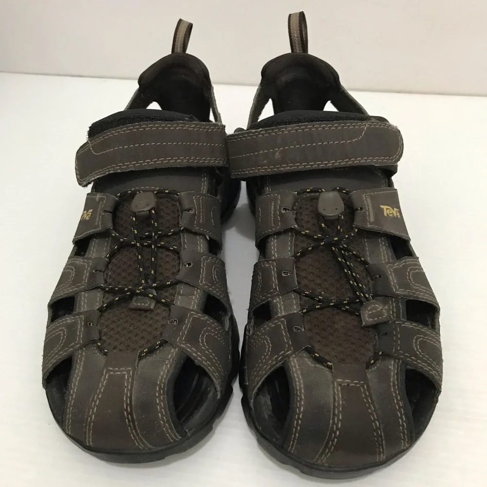 Teva Brown Outdoor Fisherman Sandals Size 9